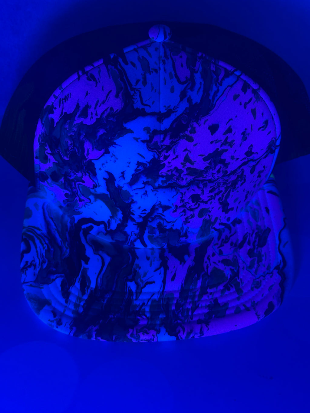 UV Reactive psychosis in pink