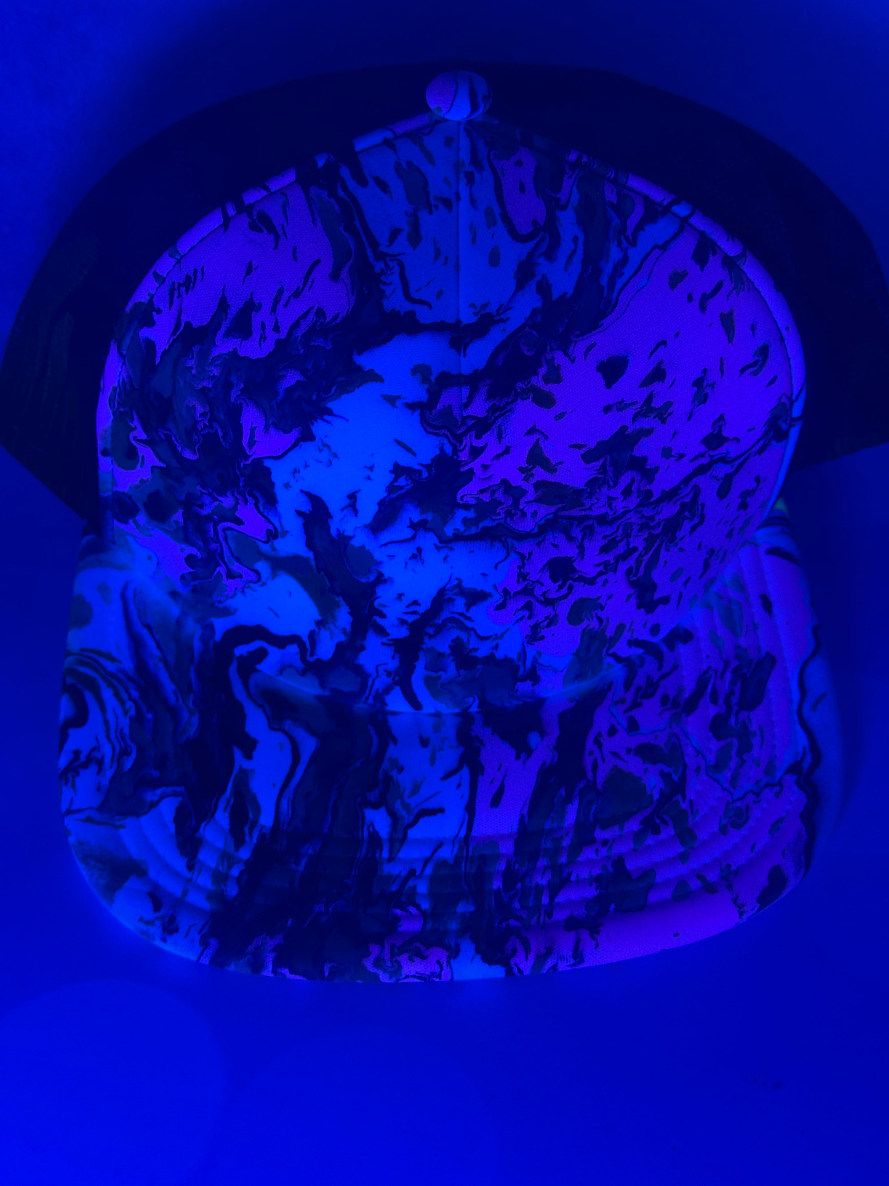 UV Reactive psychosis in pink